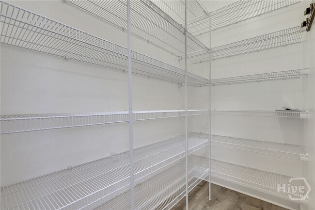 Building Photo - 130 Magnolia Dr