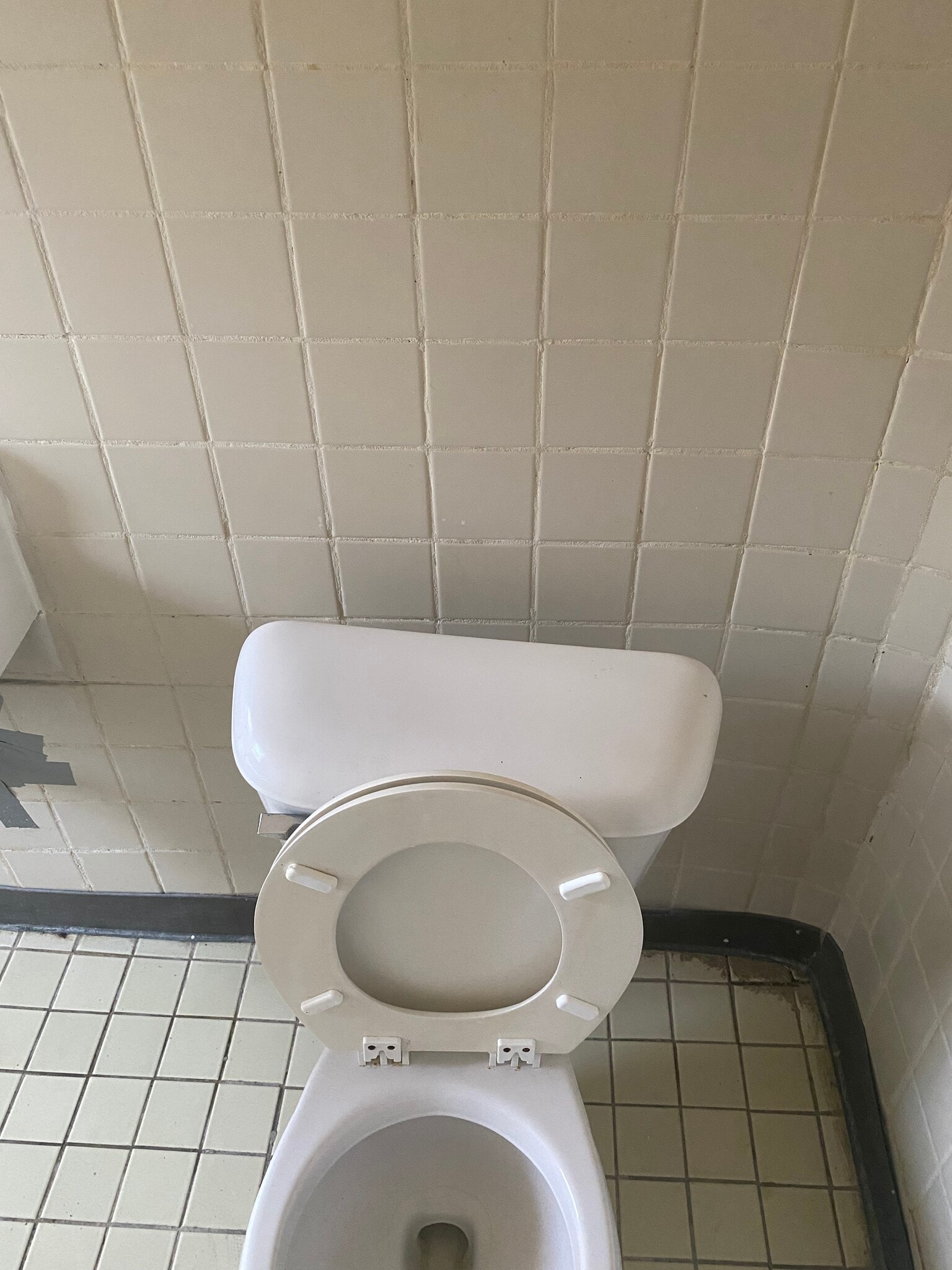 Building Photo - 5134 Caniff Ave