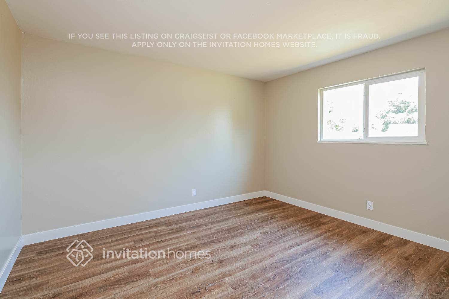 Building Photo - 272 De Soto Dr