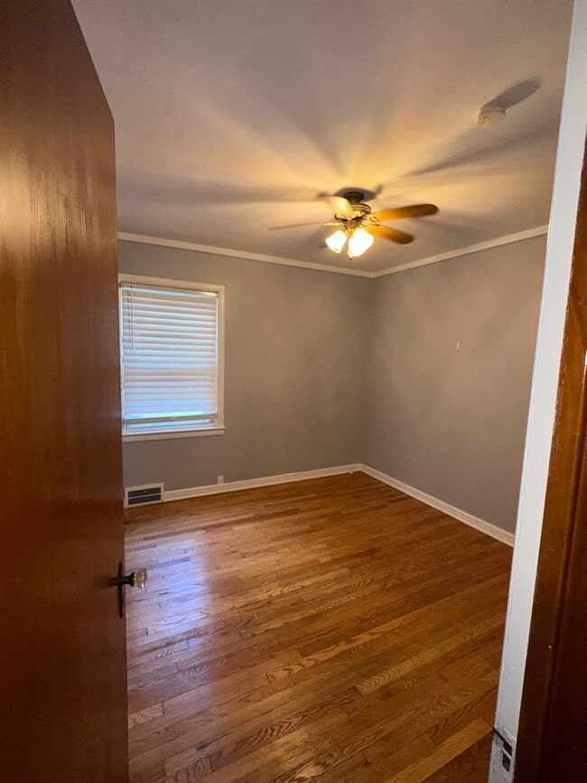 Building Photo - 20109 Stotter St