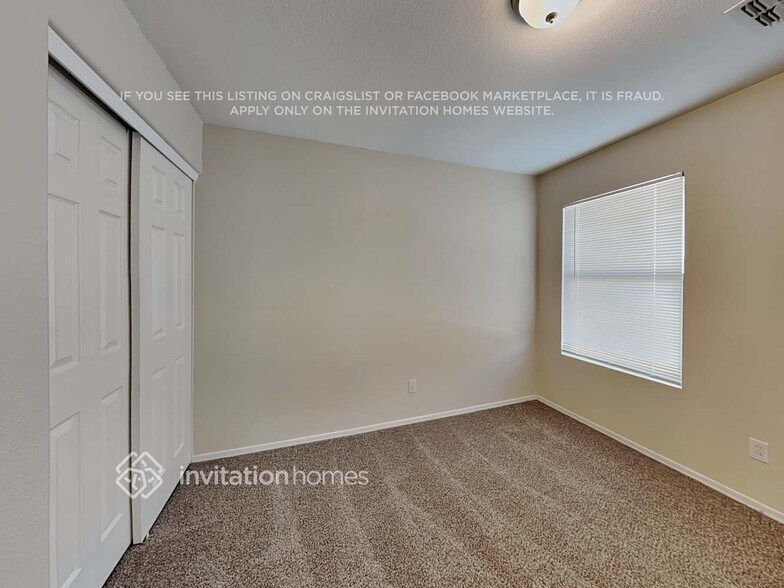 Building Photo - 8231 W Carol Ave