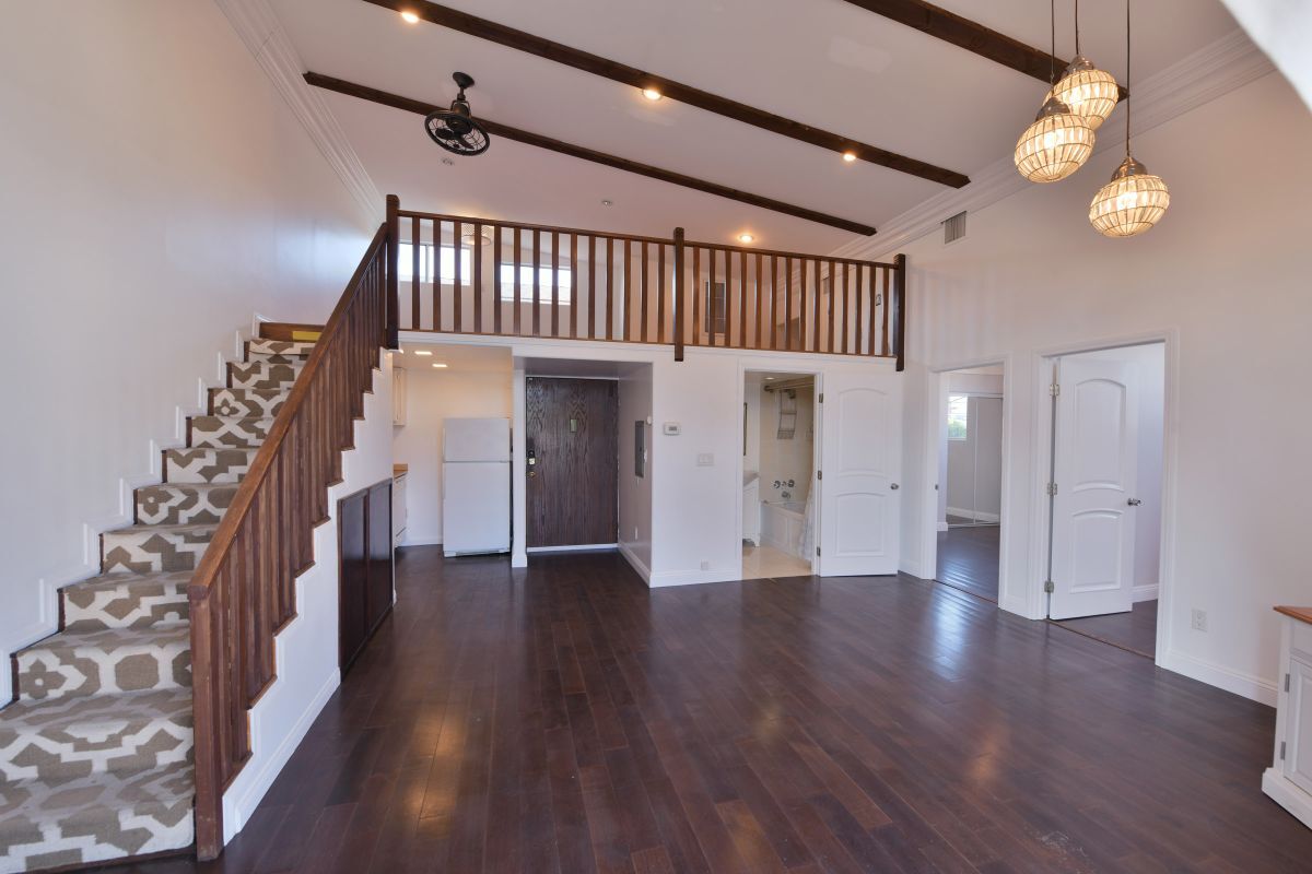 Building Photo - 7929 Blackburn Ave