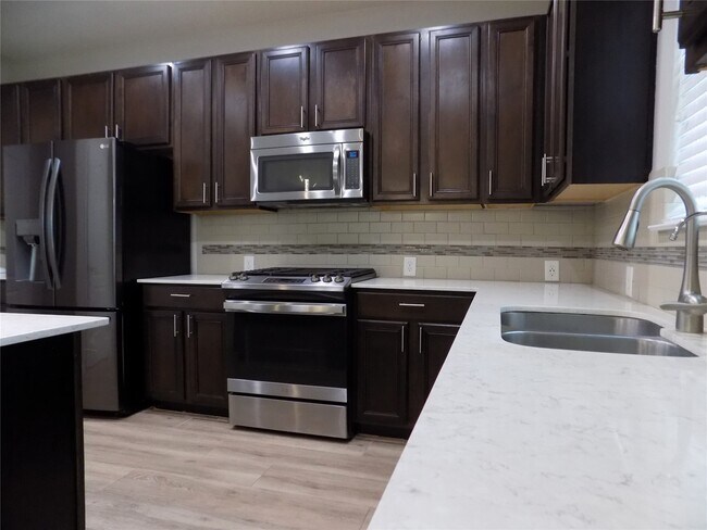 Building Photo - 3702 Aubergine Springs Ln