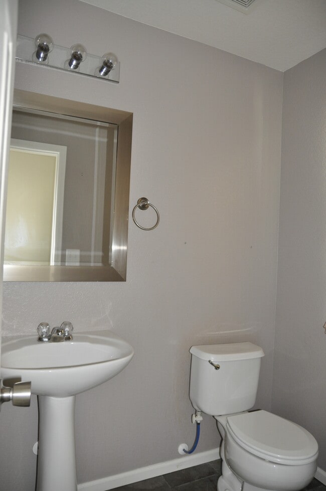 Building Photo - 4144 Alcazar Dr