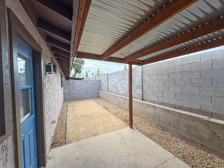 Building Photo - 515 E Dunbar Dr