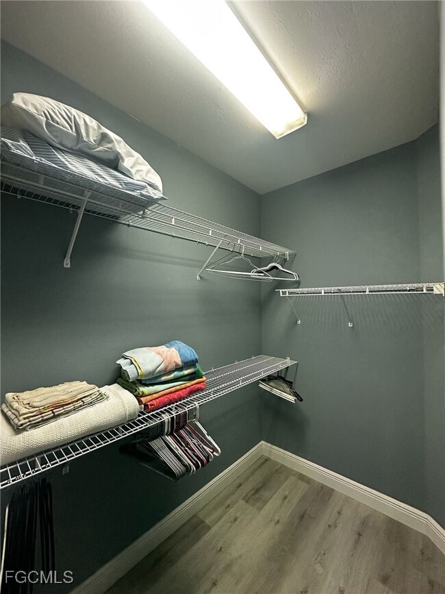 Building Photo - 9240 Bayberry Bend