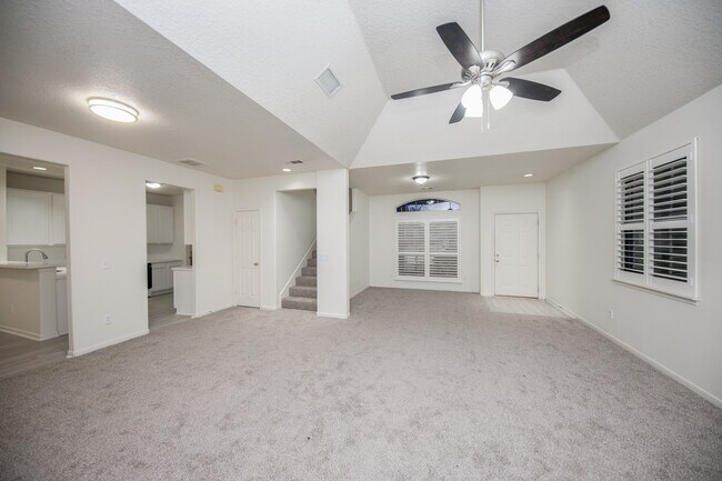 Building Photo - 2922 Copper Cliff Dr