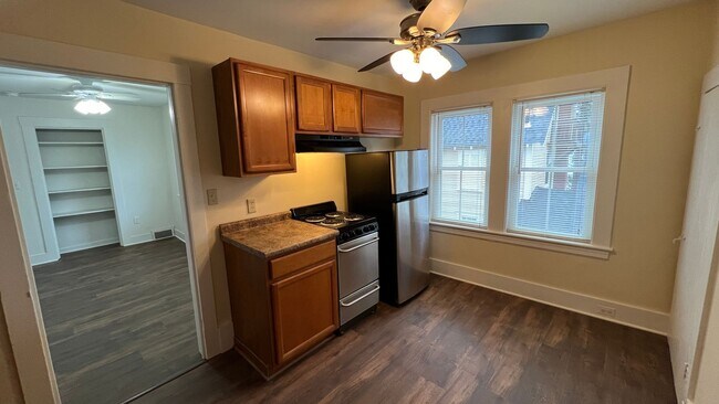 Building Photo - 10 Horne St