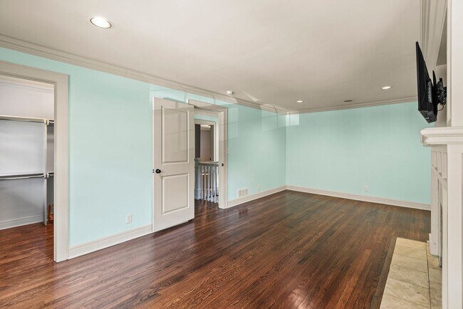 Building Photo - 7409 Jarboe St