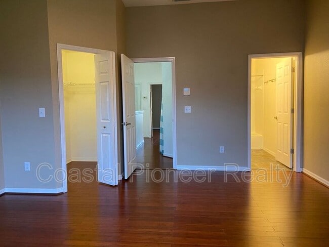 Building Photo - 11221 Windsor Place Cir