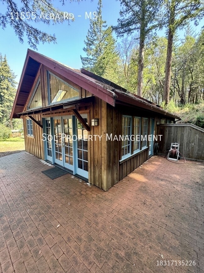Primary Photo - 11855 Alba Rd
