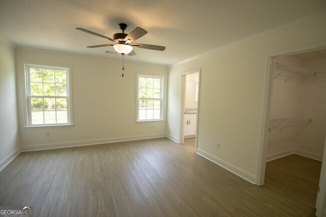 Building Photo - 101 Enclave Ct