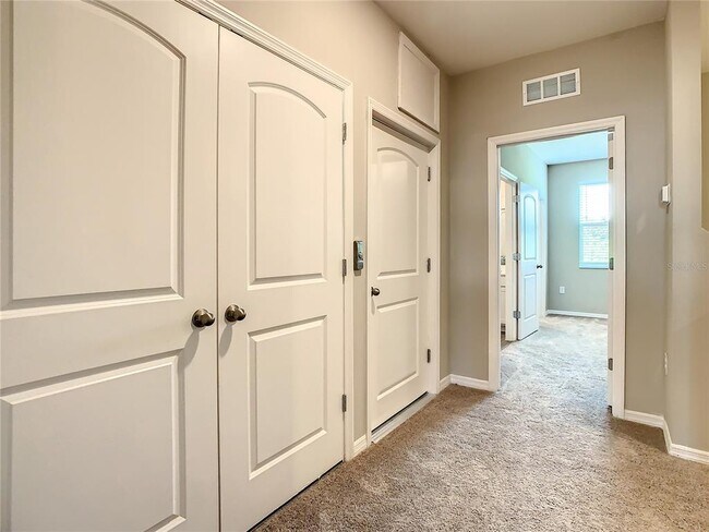 Building Photo - 5513 Wahoo Ct