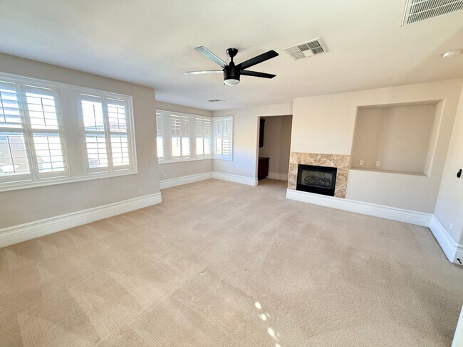 Building Photo - Tuscany Guard Gated Community