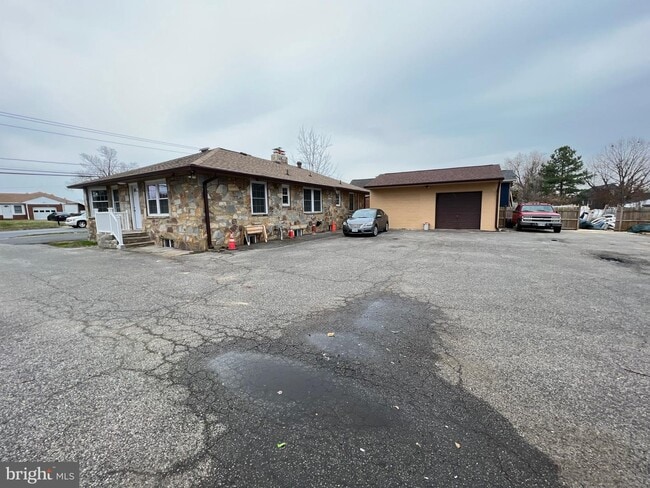 Building Photo - 13322 Occoquan Rd