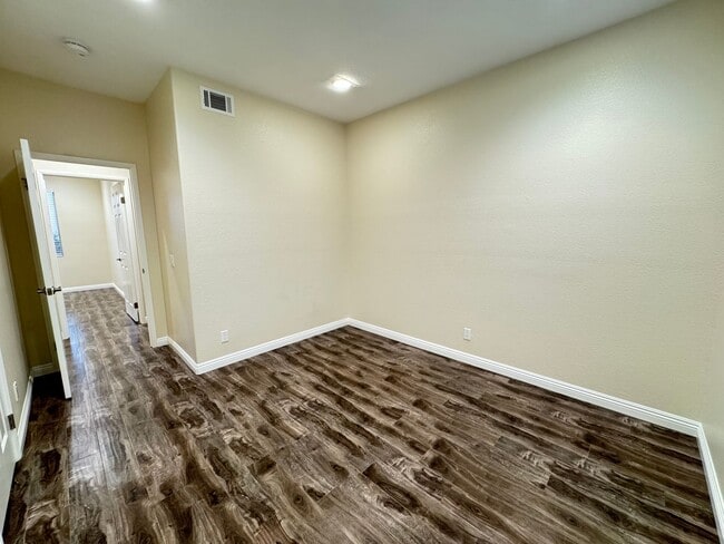 Building Photo - Immaculate 3Bd/2.5Ba Home in Foothill Ranch w/Community Pool, Water Softener and Amazing Location!