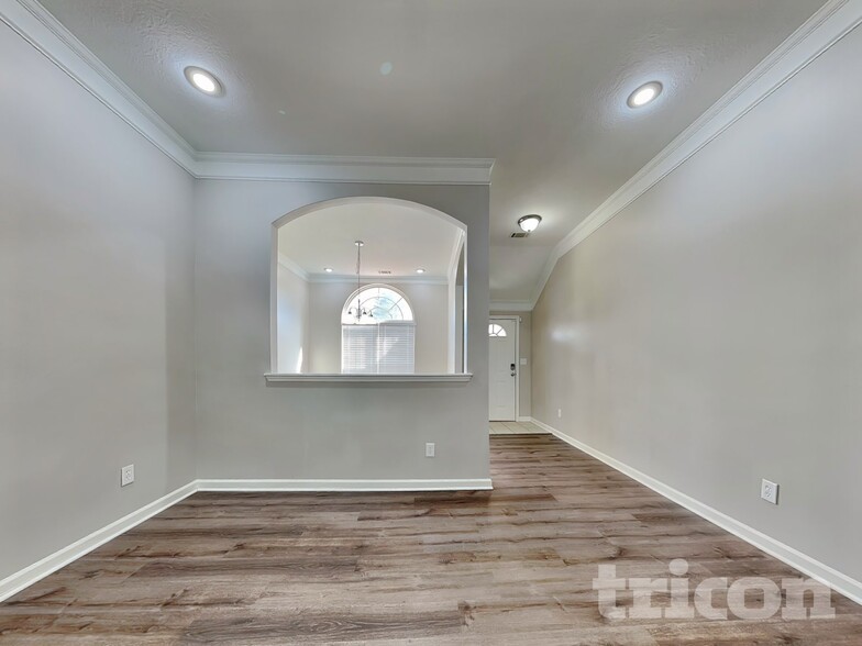 Building Photo - 1338 Wendell Ln