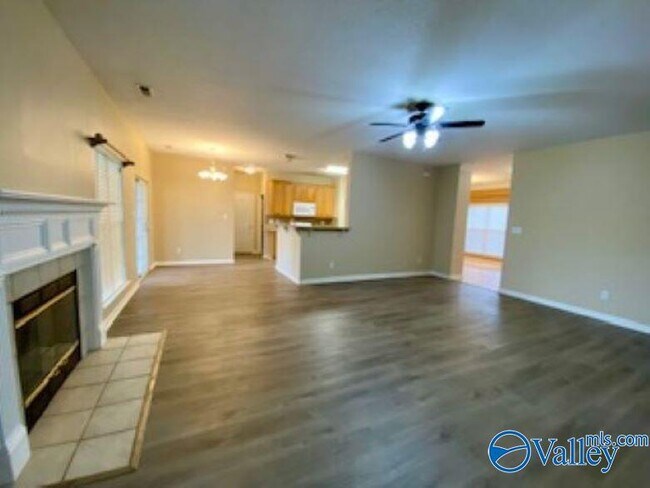 Building Photo - 209 Horseshoe Bend N