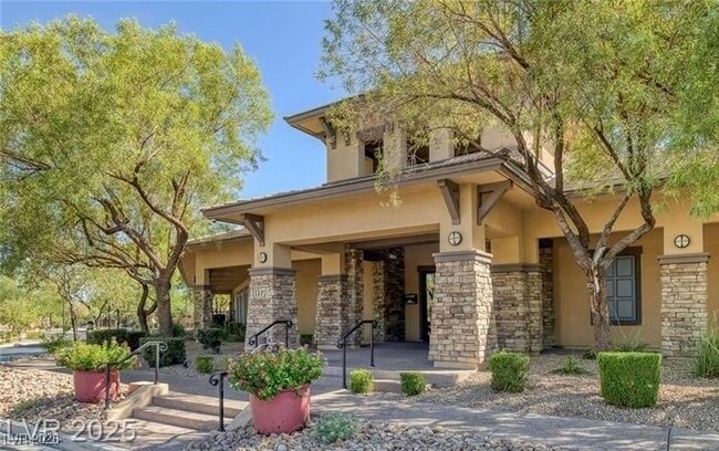 Building Photo - 10281 Wolves Den Ln