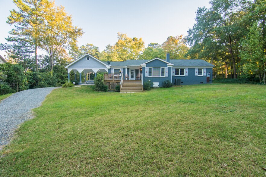 Building Photo - 1000 Jefferson Dr