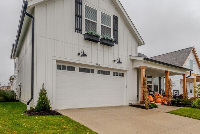 Building Photo - 8838 Eliot Dr