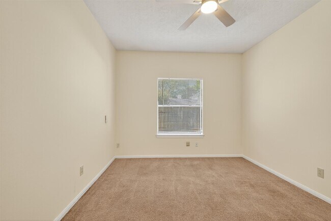 Building Photo - 4227 Meadowchase Ln