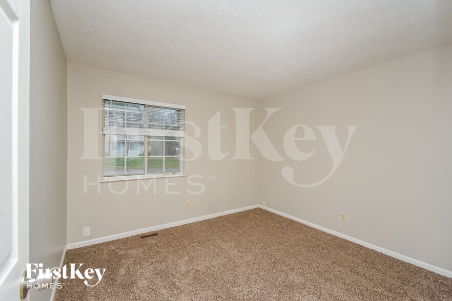 Building Photo - 5707 Windward Way