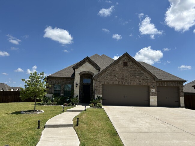 Building Photo - 541 Firethorn Dr