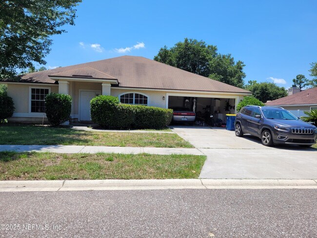 Primary Photo - 14048 Ridgewick Dr