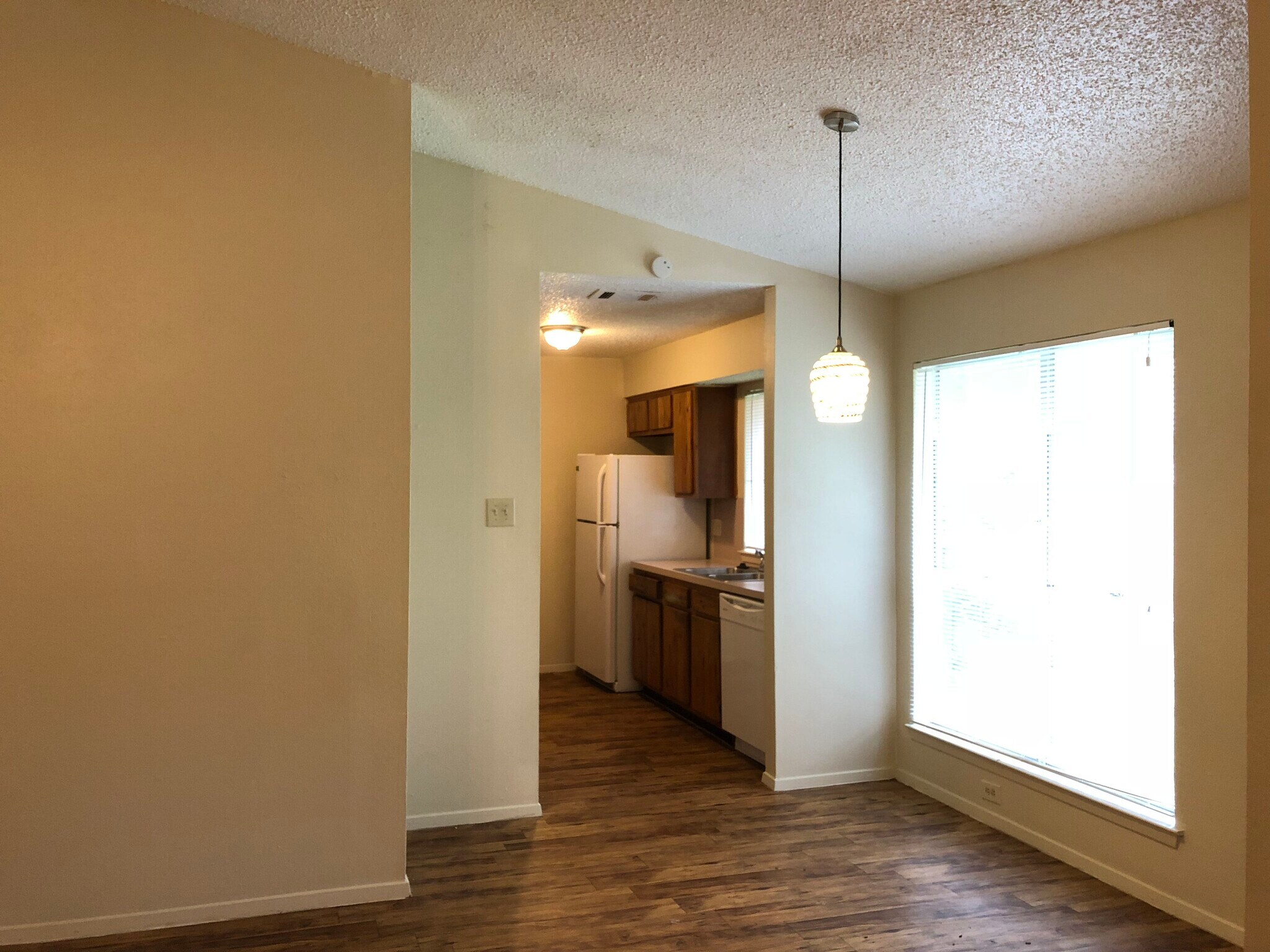 Building Photo - 4504 Dorsett Oaks Cir