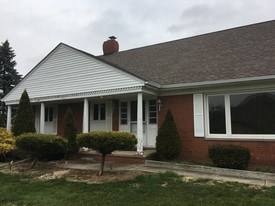 Building Photo - 1332 Arborcrest Dr