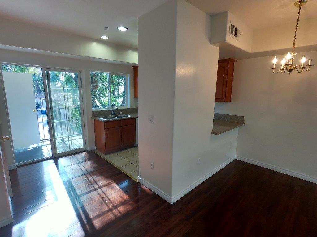 Building Photo - 8735 Cedros Ave