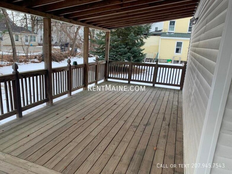 Building Photo - 144 Forest Ave