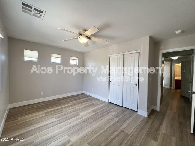 Building Photo - 1465 Natasha Dr