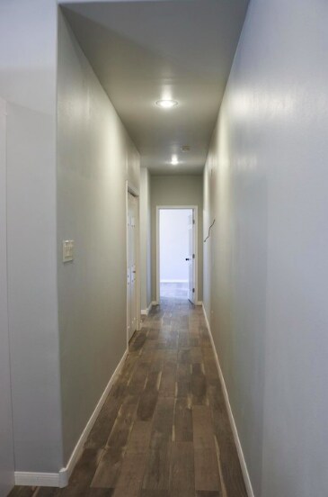 Building Photo - Beautiful Duplex!