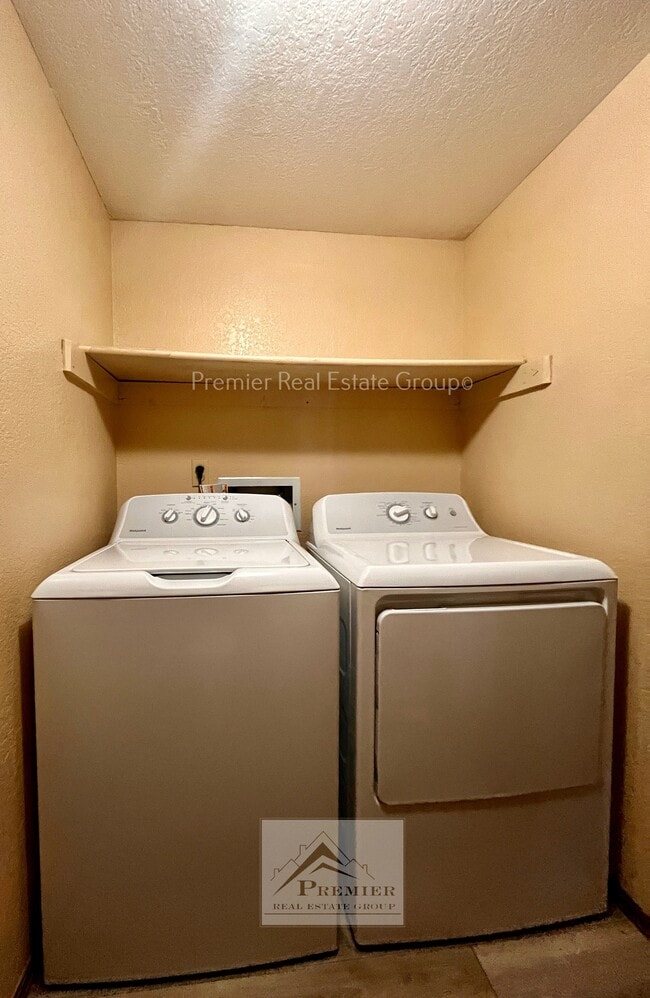 Building Photo - 2126 Boston Terrace