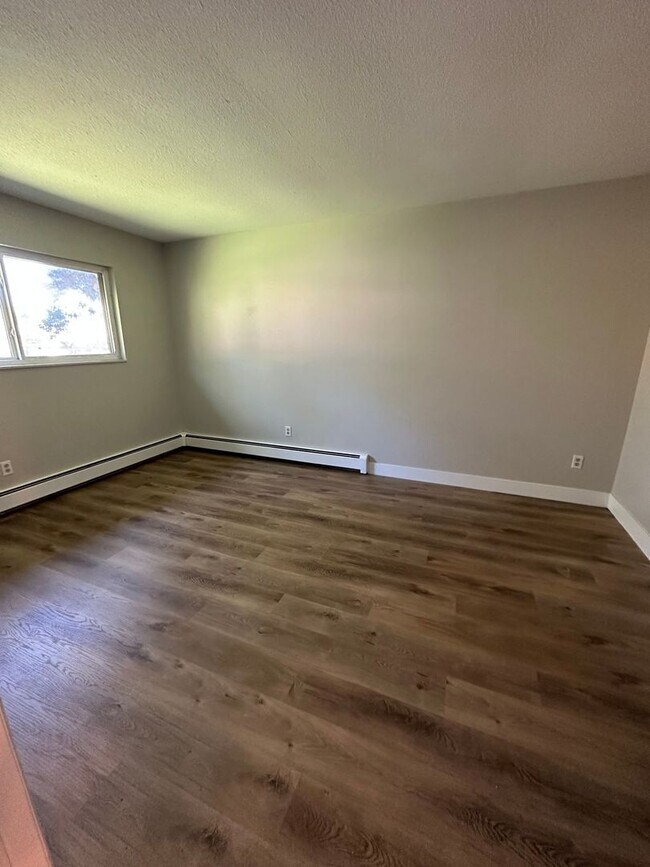 Building Photo - Laporte1850 (KC-LN-KB)