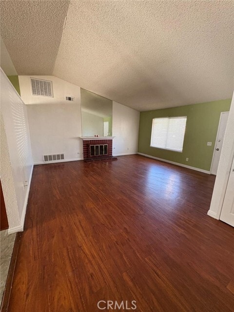 Building Photo - 661 S Yucca Ave