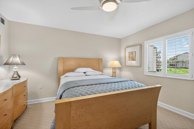 Building Photo - 401 Ocean Bluffs Blvd