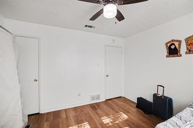 Building Photo - 7700 Mary Dr