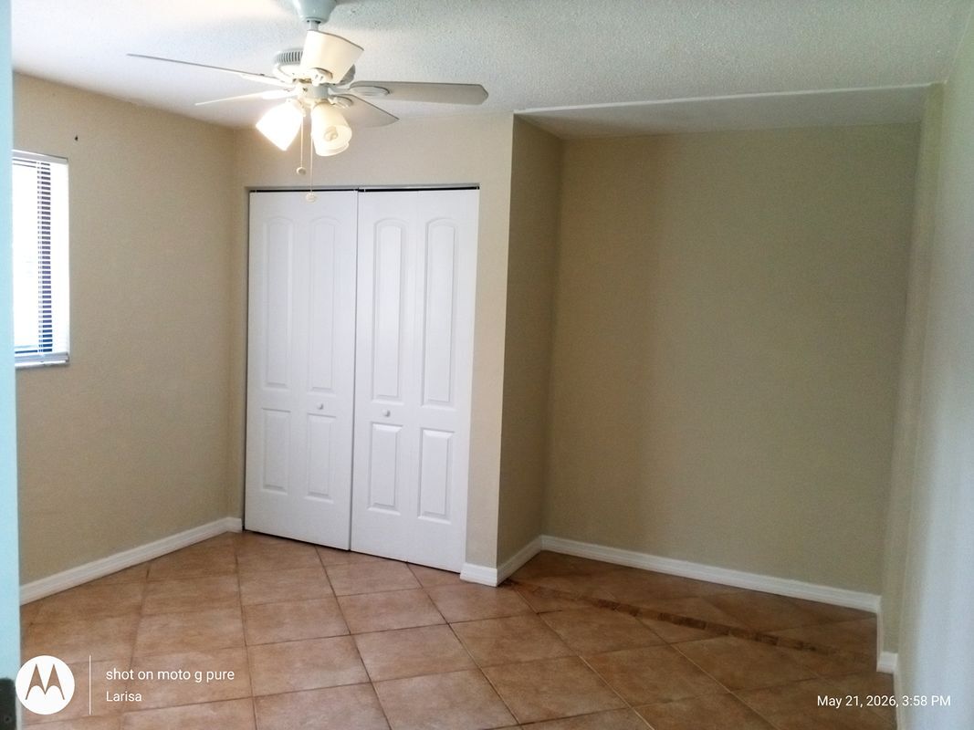Building Photo - 1439 Glick Dr