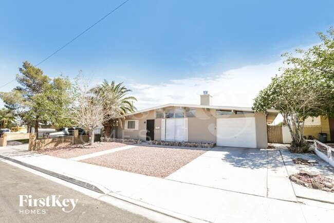 Building Photo - 6301 Fairwood Ave