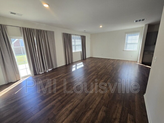Building Photo - 5806 Kellie Wds Dr
