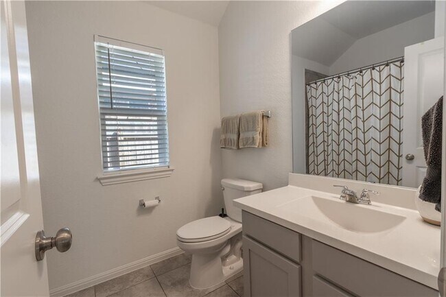 Building Photo - 104 Cascia Cir