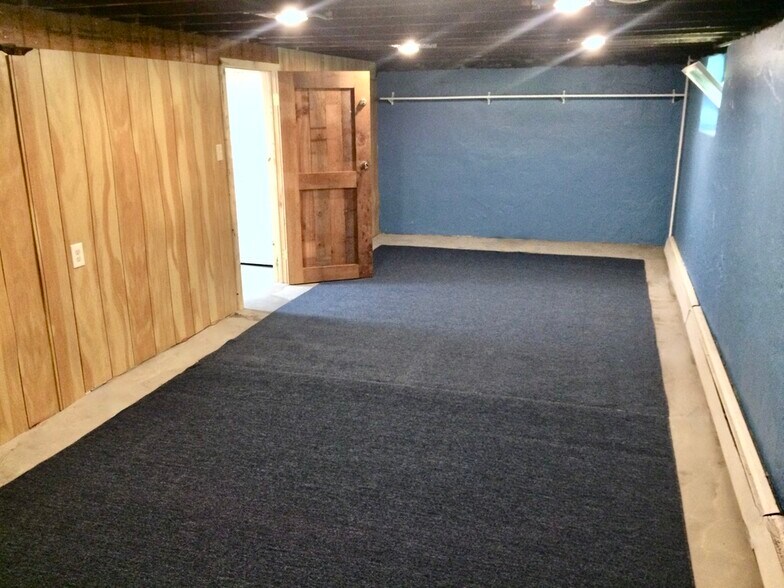 Building Photo - 2338 16th St