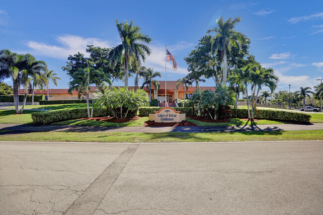 Building Photo - 15355 Lakes of Delray Blvd