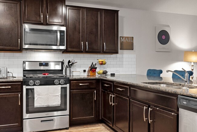 Building Photo - Beautiful 4 Bedroom/2.5 Bathroom Two Story Newly Built in the West Side of San Antonio