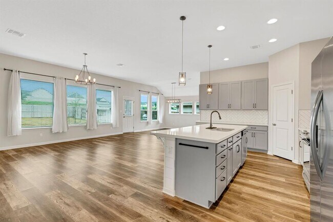 Building Photo - 104 Joseph Hawkins Ln