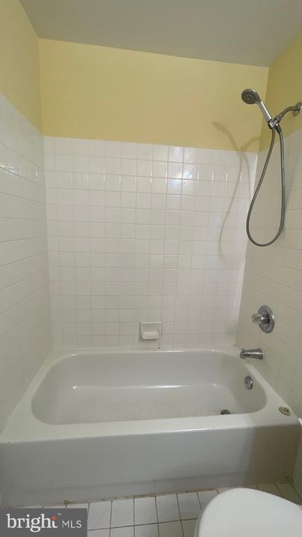 Building Photo - 6125 White Marble Ct