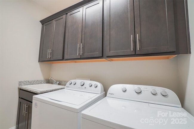 Building Photo - 20220 Shaffer Bach Ln